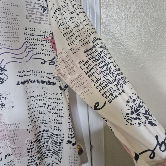 Valentine's Vibes Vintage Inspired Cream Tunic Blouse 3X - Picture 3 of 9